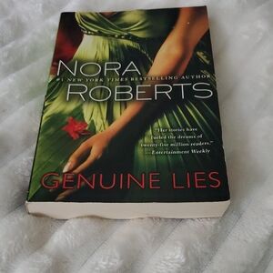 🎈Genuine Lies Book By Nora Roberts🎈